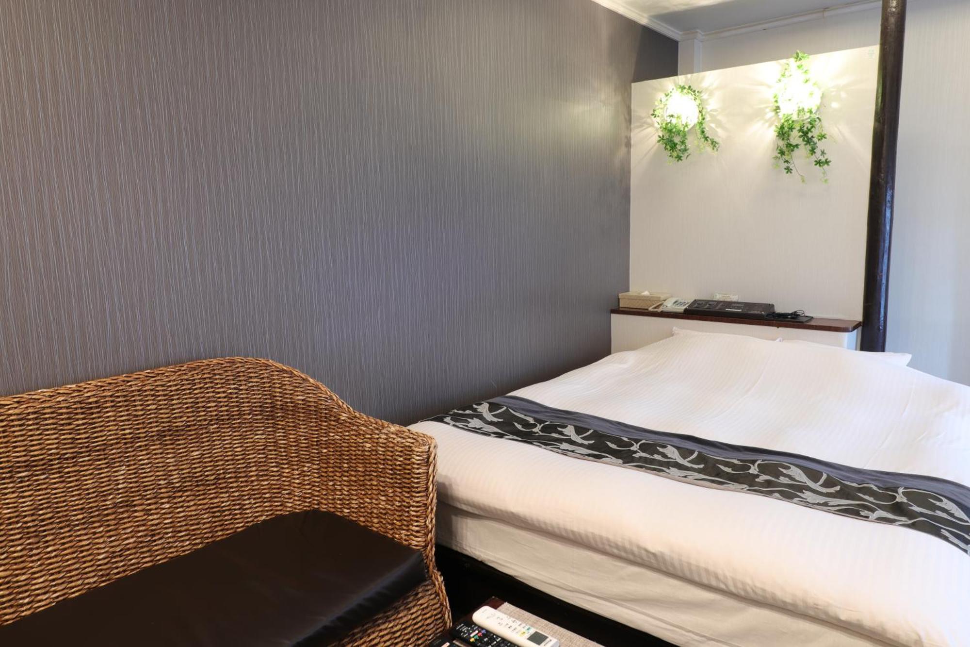 天然個室温泉 Hotel Lafontaine 諏訪 (Adults Only) Suwa  Exterior photo